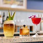 Outrigger Kona Resort And Spa