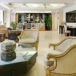 Aston Waikiki Beachside Hotel