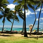 Aston Waikiki Beachside Hotel
