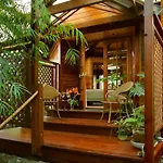 Volcano Rainforest Retreat