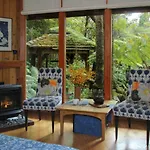 Volcano Rainforest Retreat