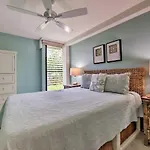 Ocean-View Kihei Condo With Pool Access!