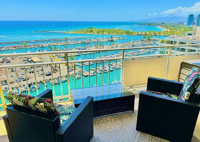 Waikiki Beach Experience! Luxury Oceanview Suite!