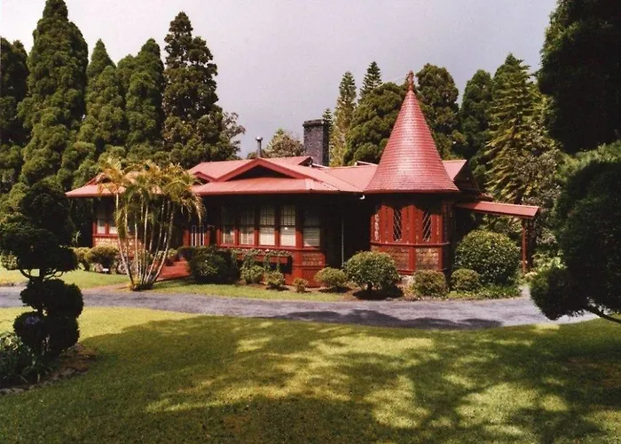 Volcano Village Estates