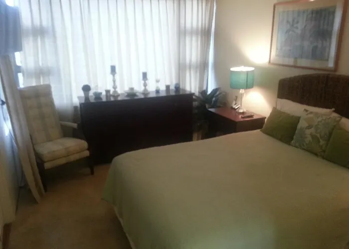 The Ali\'I Suite At Waikiki Banyan