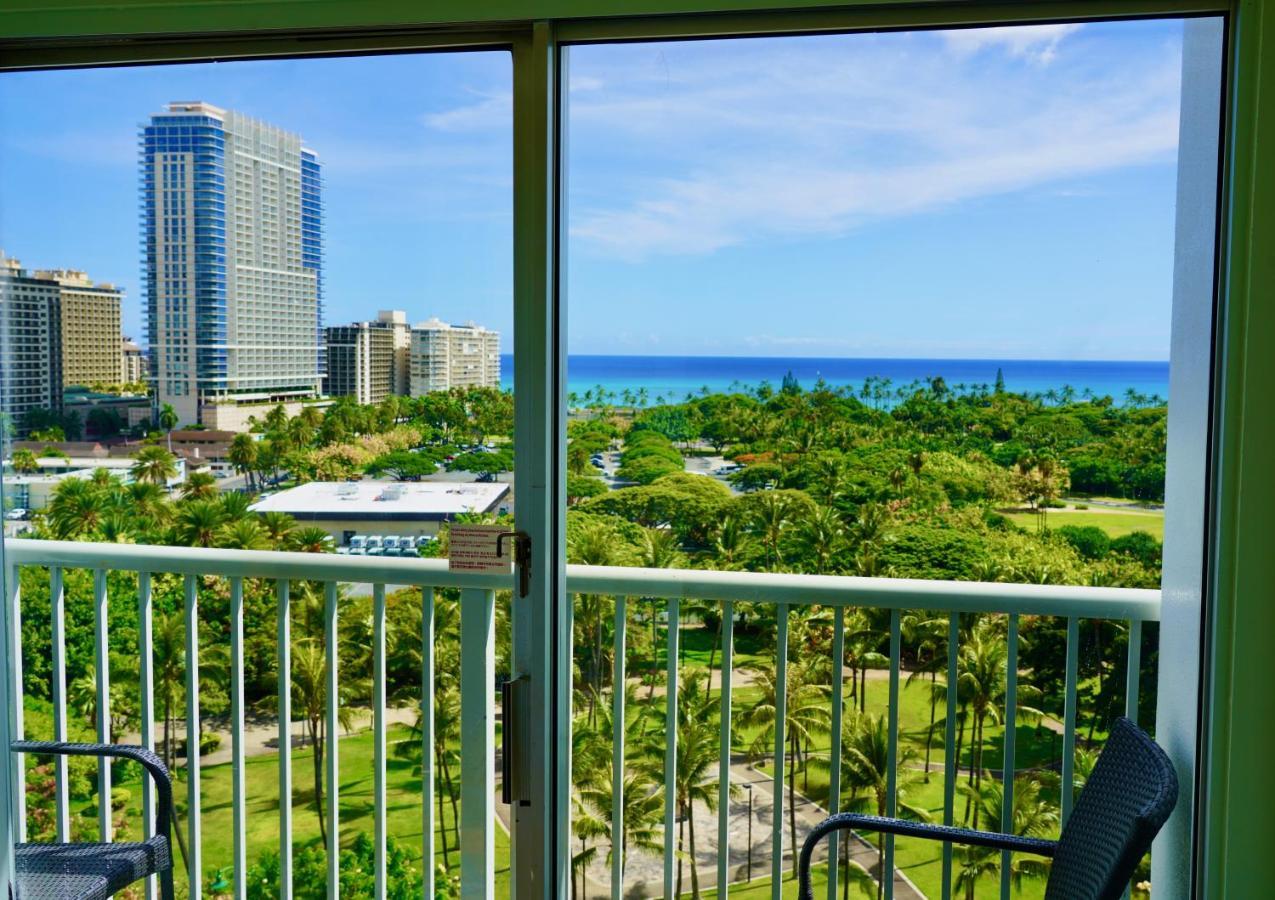 La Croix 4* Honolulu