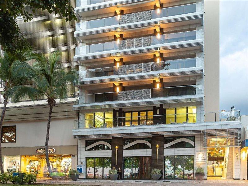 Hotel Aston Beachside 2*