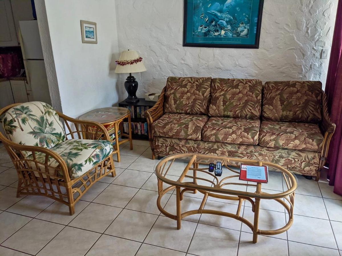 Unwind On Your Fantasy Hawaiian Vacation- 1bd/1ba In Kailua-kona, Hawaii Apartment *