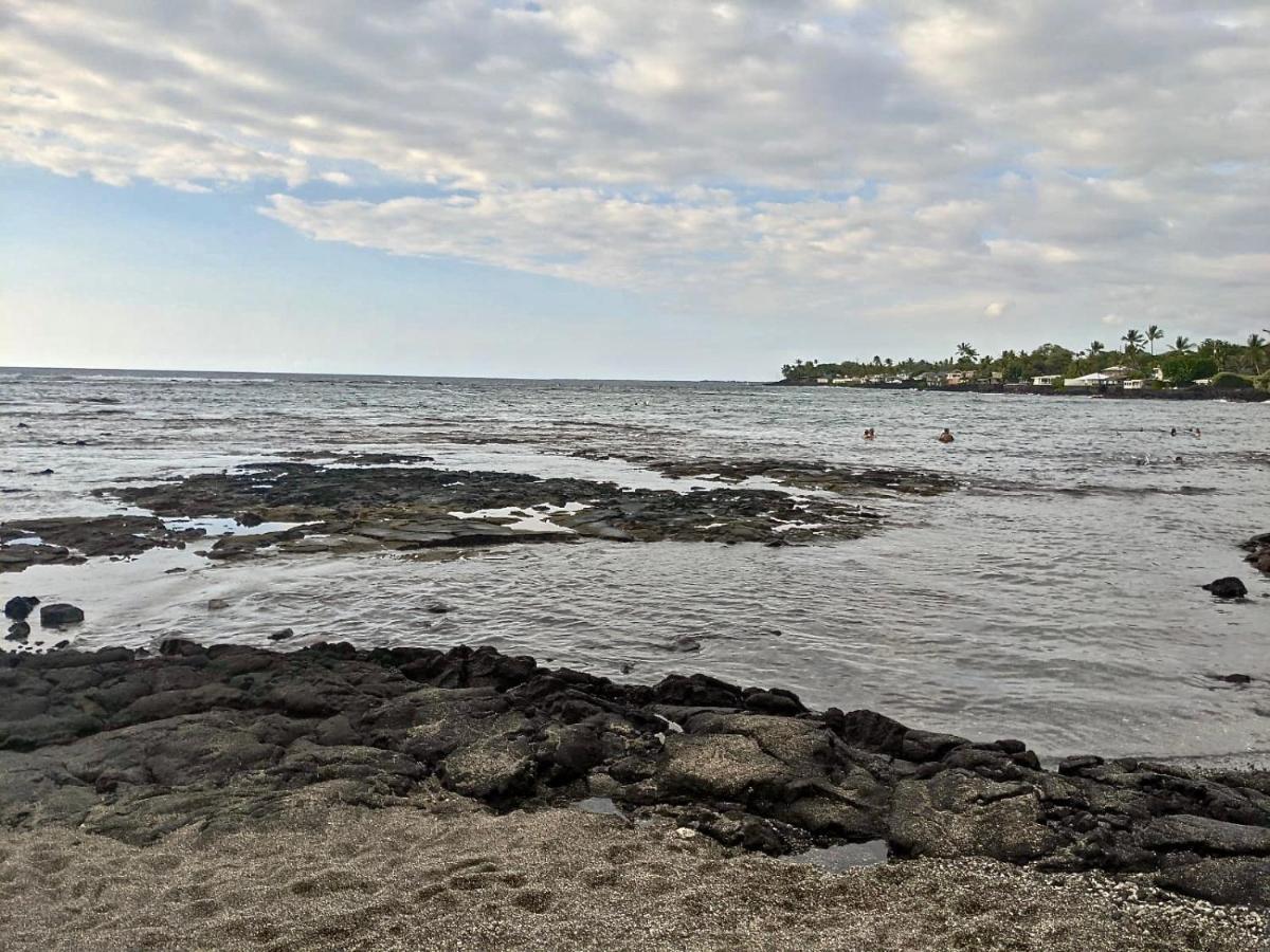 Apartment Unwind On Your Fantasy Hawaiian Vacation- 1bd/1ba In Kailua-kona, Hawaii