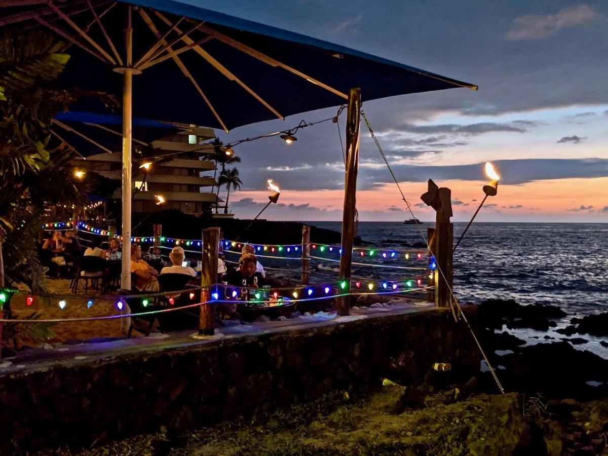 Unwind On Your Fantasy Hawaiian Vacation- 1bd/1ba In Kailua-kona, Hawaii Apartment *