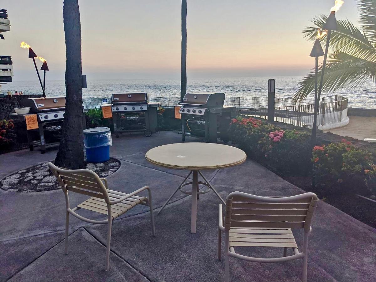 Unwind On Your Fantasy Hawaiian Vacation- 1bd/1ba In Kailua-kona, Hawaii Apartment
