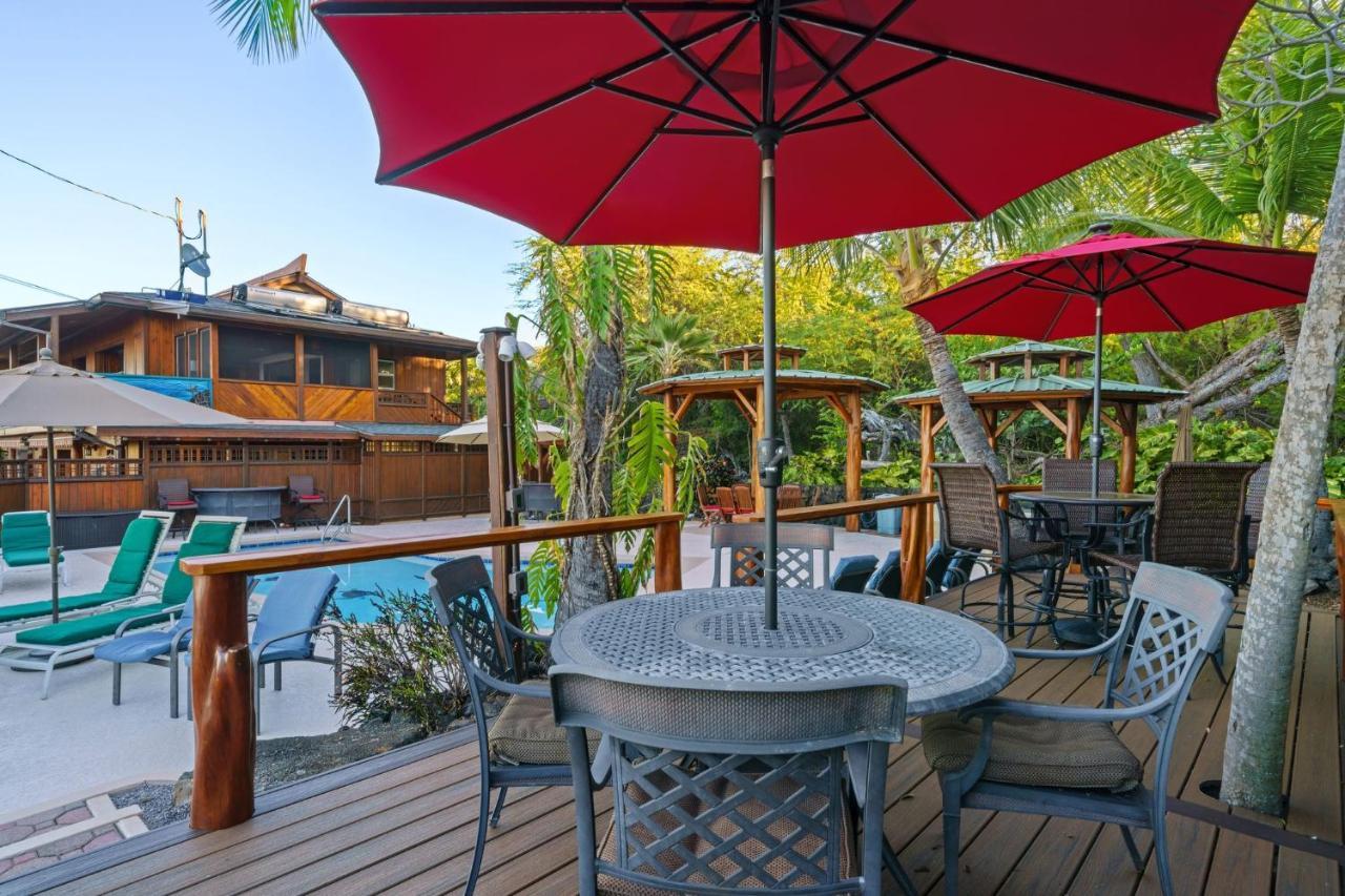 Kona Seaspray Villa *