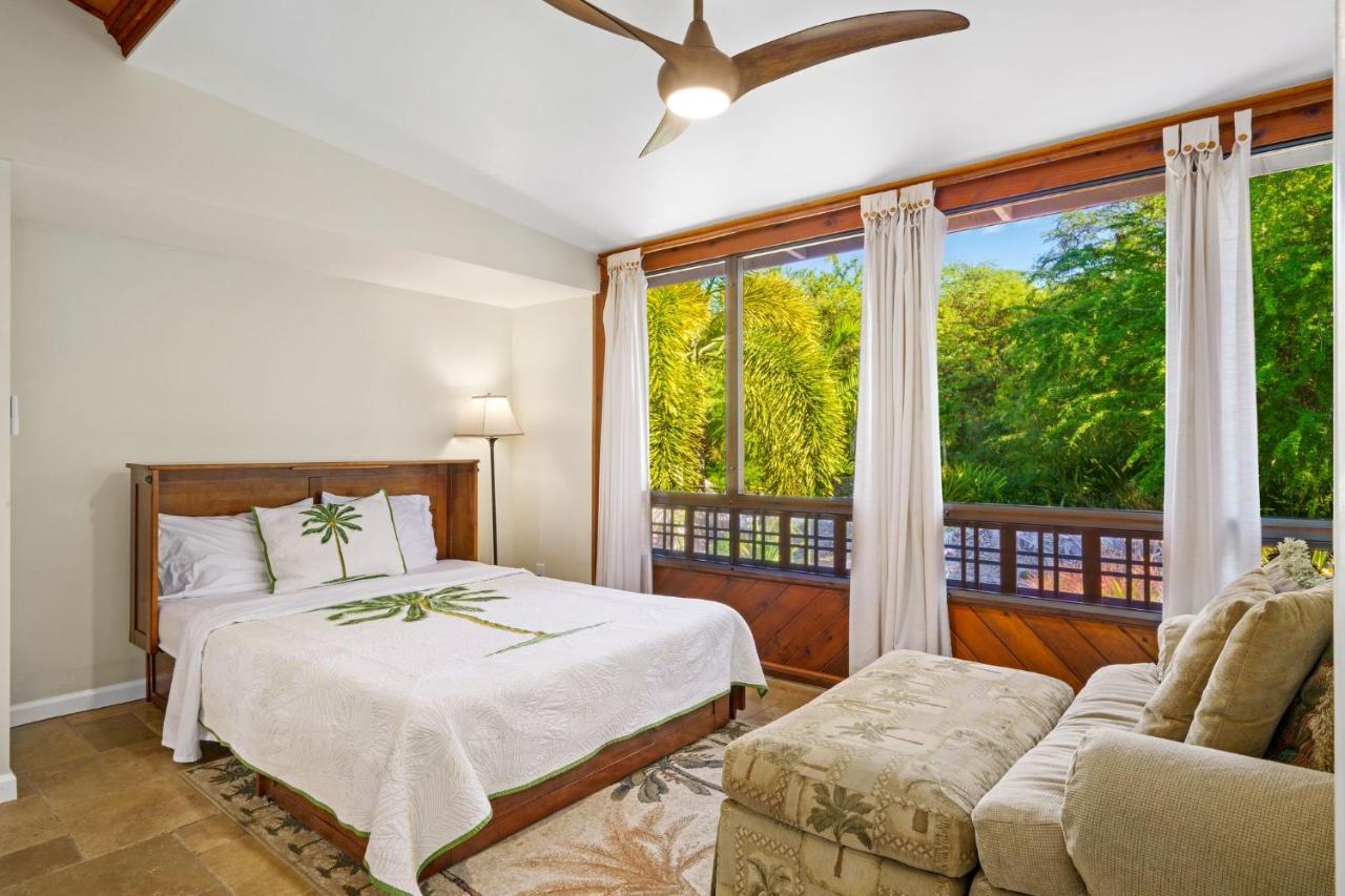 Kona Seaspray Villa *