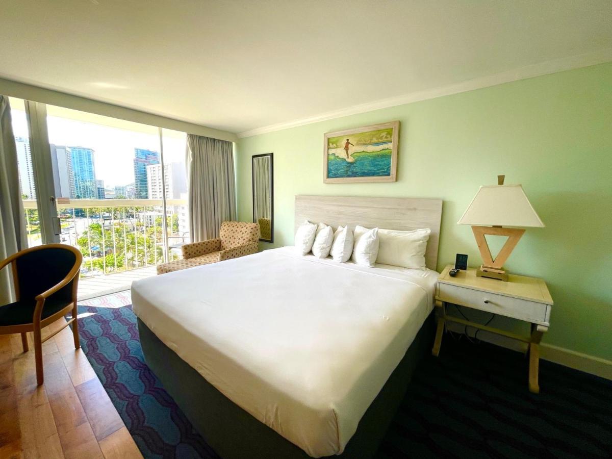 Hotel La Croix Honolulu