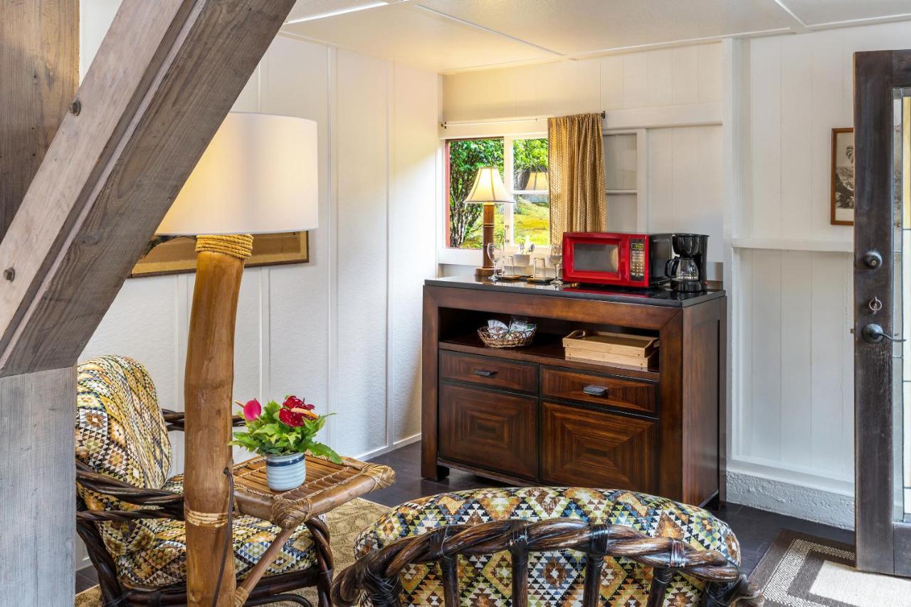 Volcano Village Estates Bed & Breakfast