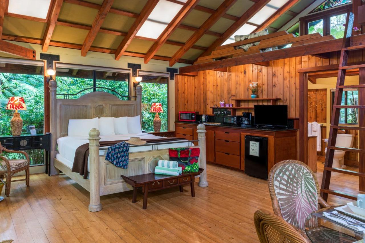 Bed & Breakfast Village 4*