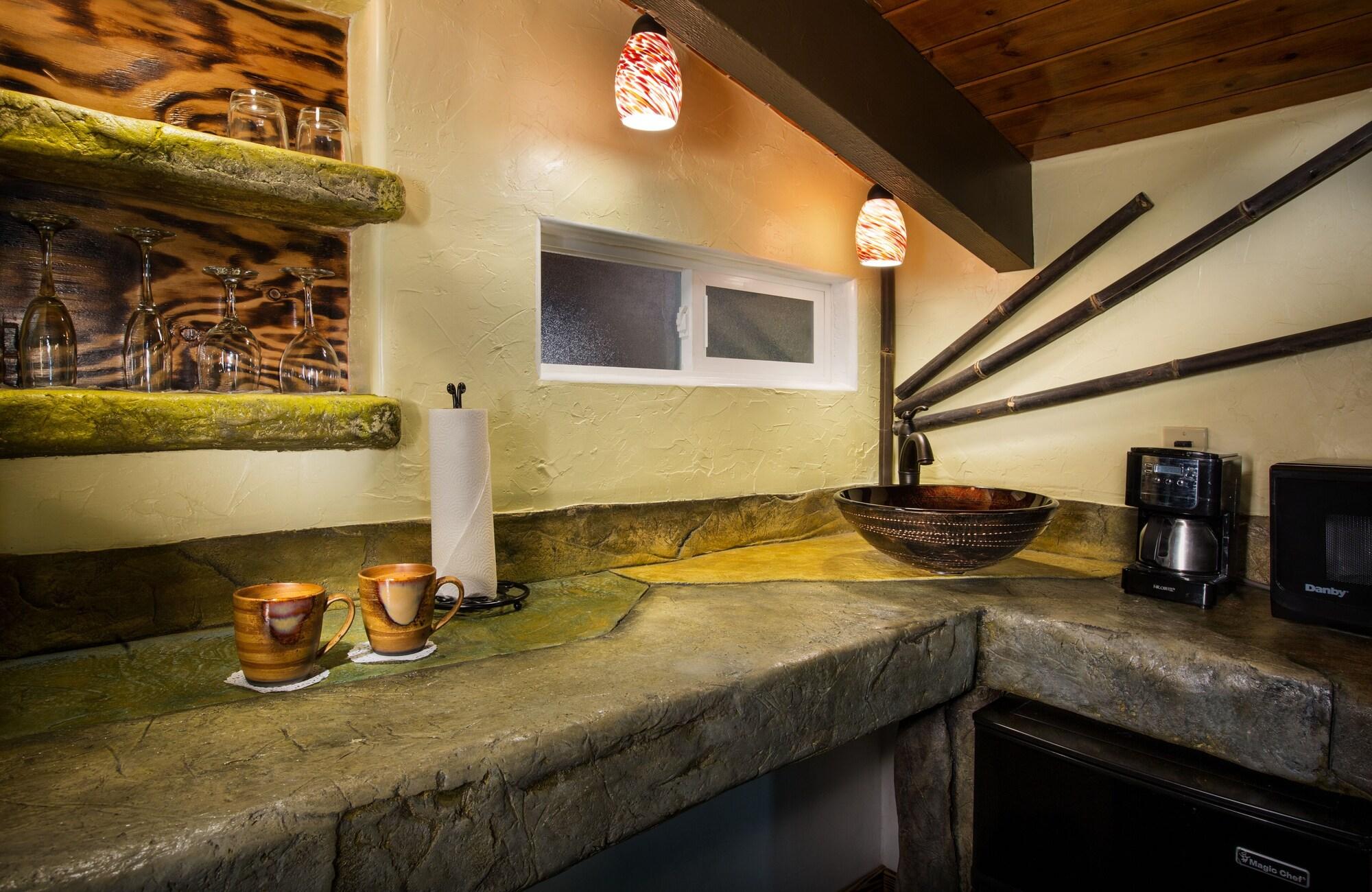 Lodge Kilauea