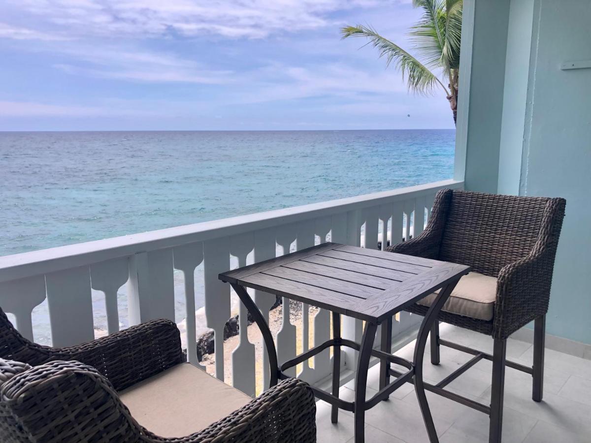 Kona Tiki Hotel