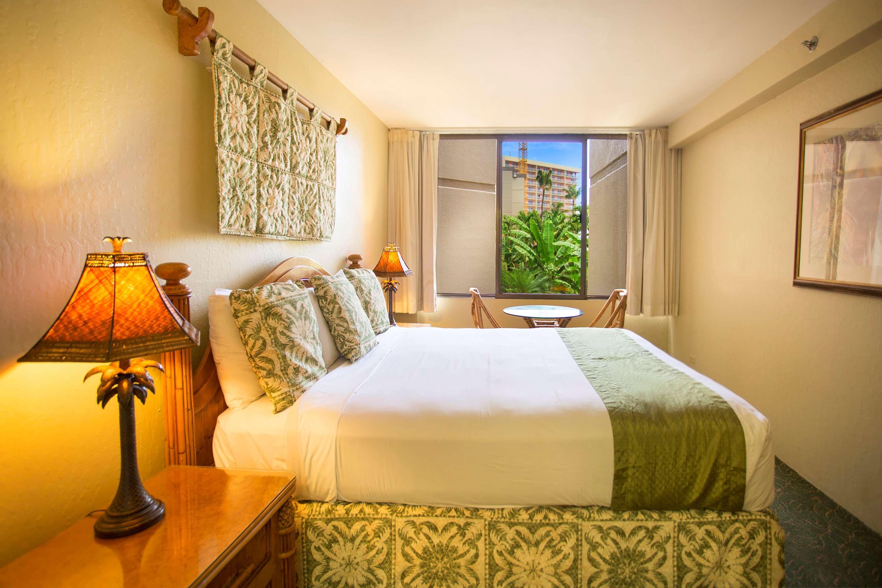 Aston Kaanapali Shores Aparthotel