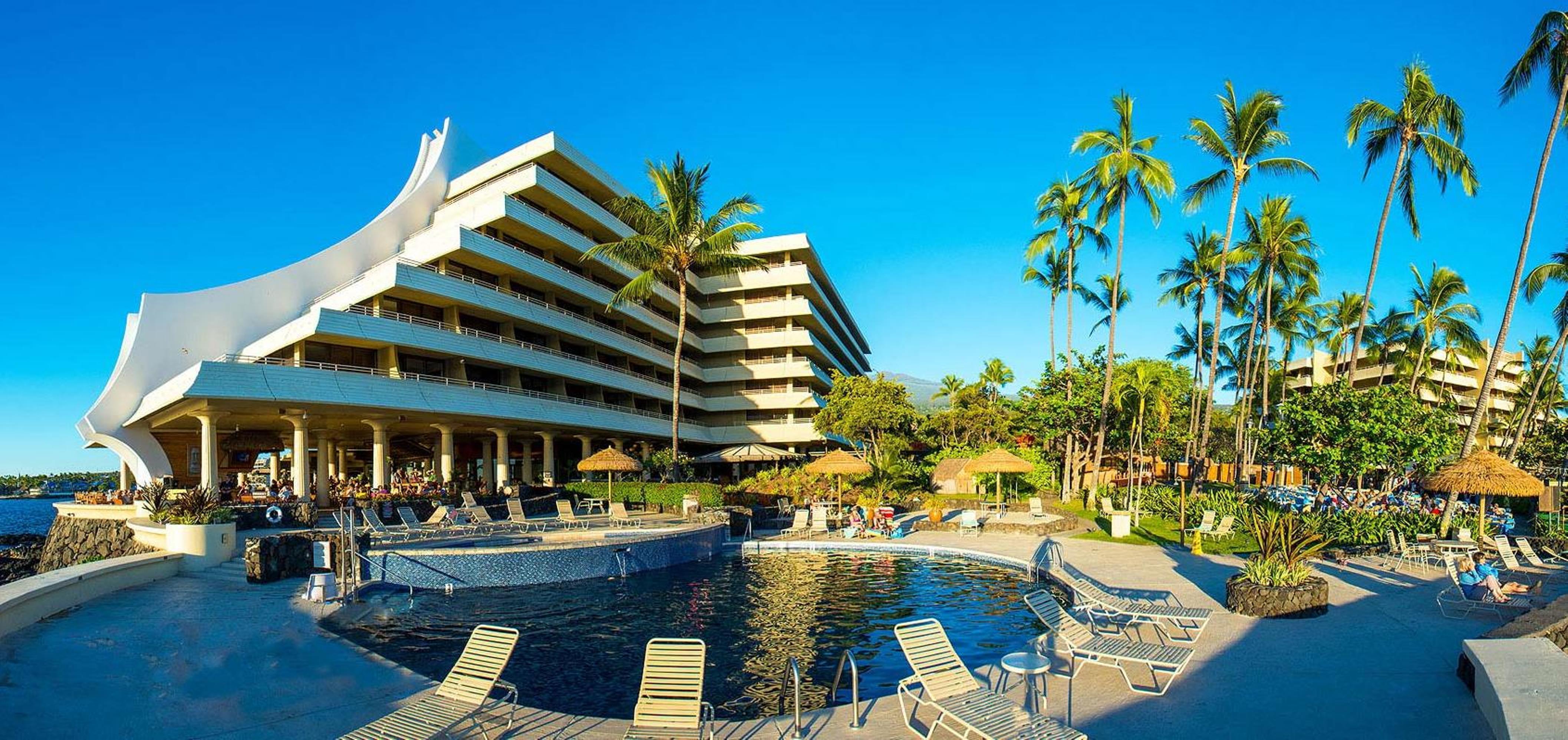 Royal Kona Resort 3*