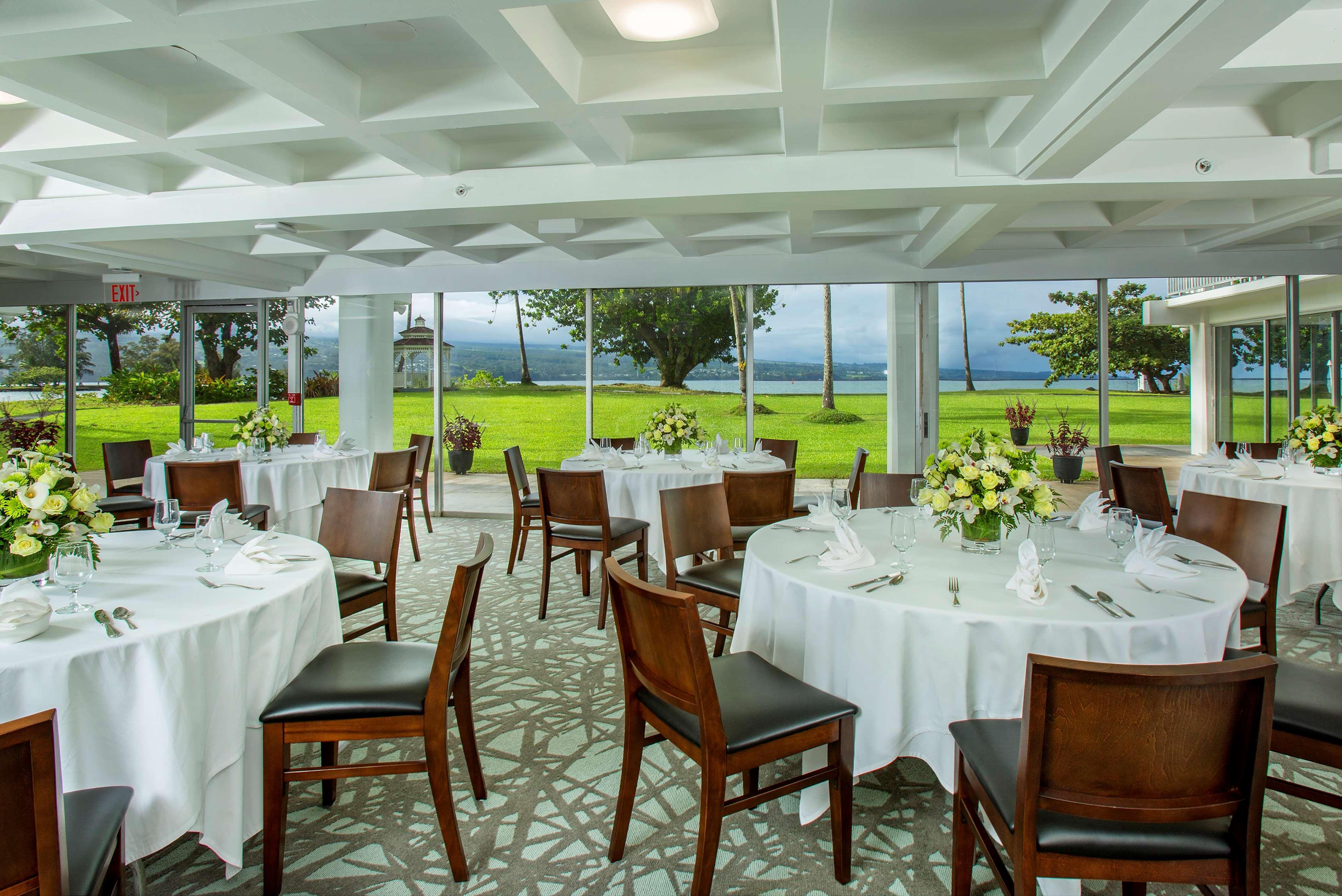 Resort Grand Naniloa Hotel, A Doubletree By Hilton 4*