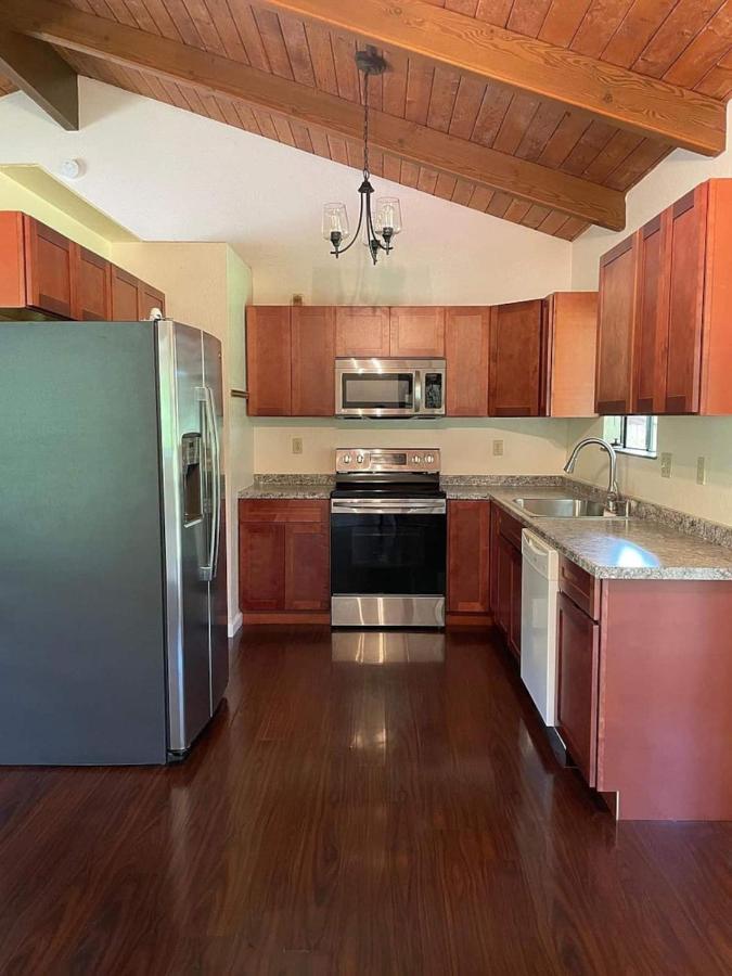 Peaceful, Private Master Bedroom With Own Bath Near Hilo, With Ac! Apartment *