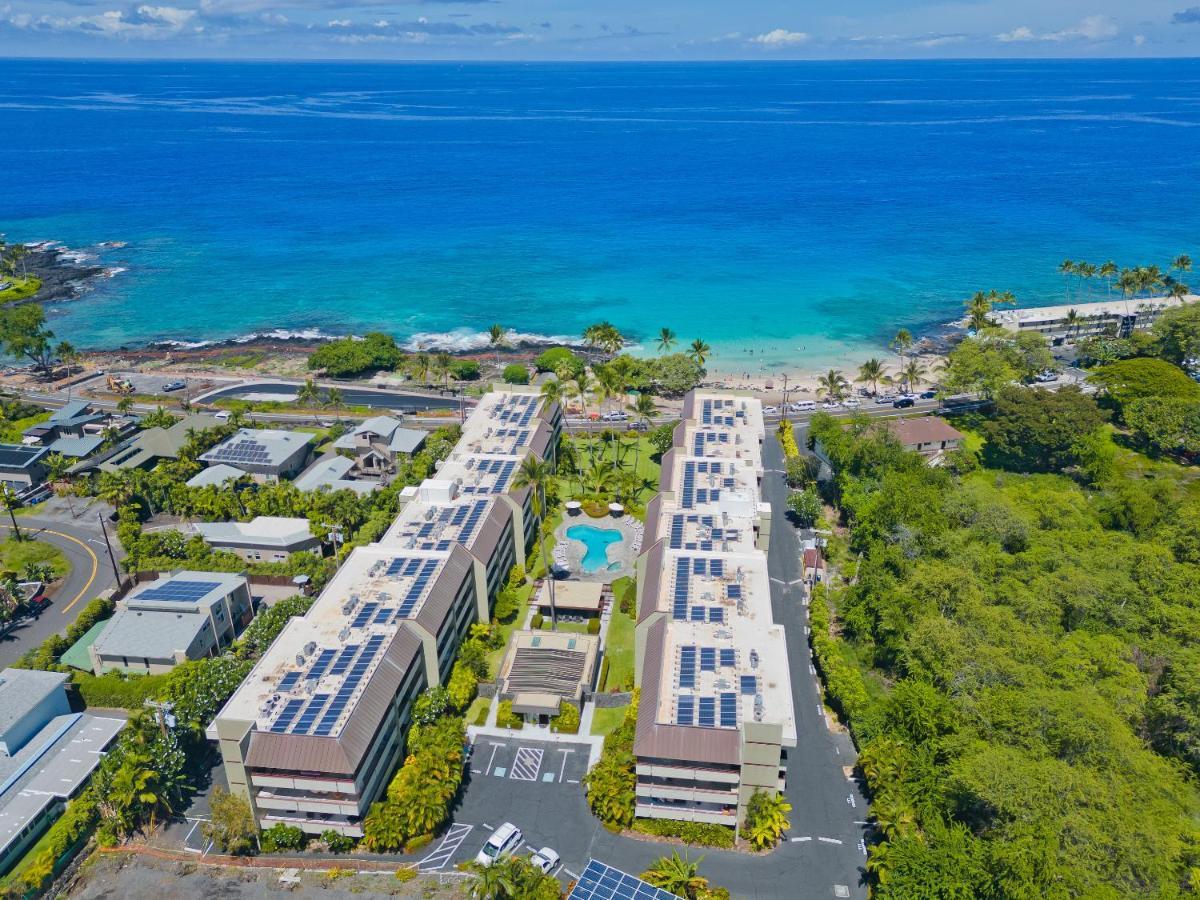 Family Getaway - Lava Room At Magic Sands Beach * Kailua-Kona