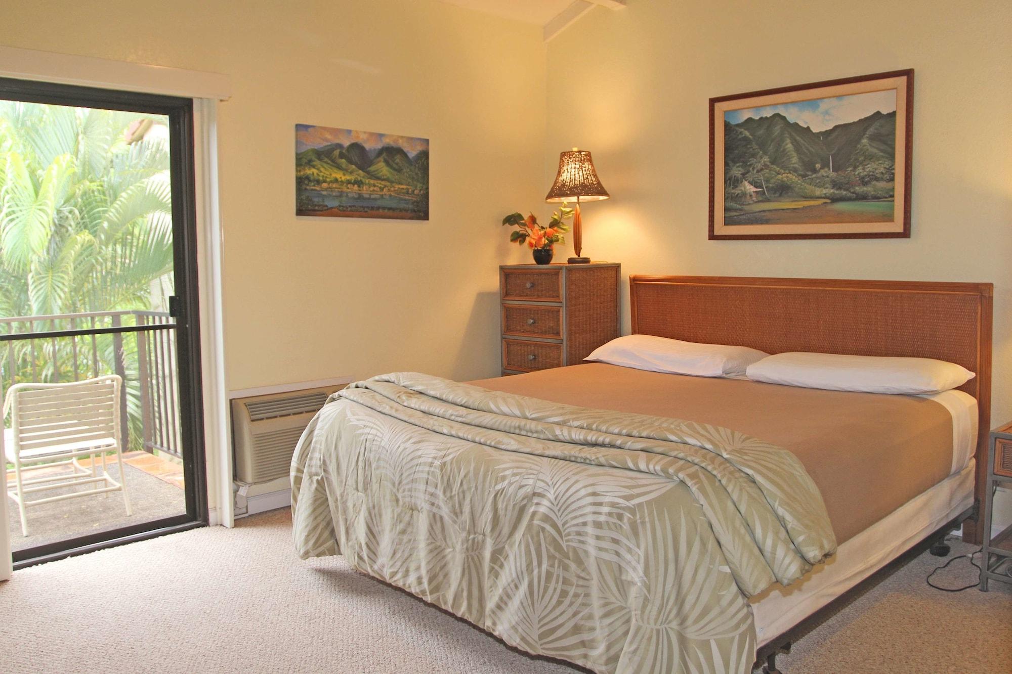 Aston Maui Hill Aparthotel 3*