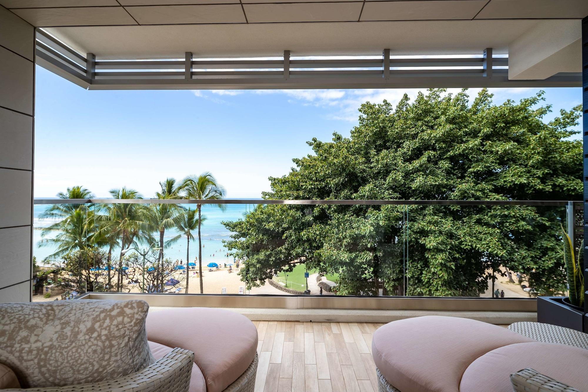 Hotel Aston Beachside 2*