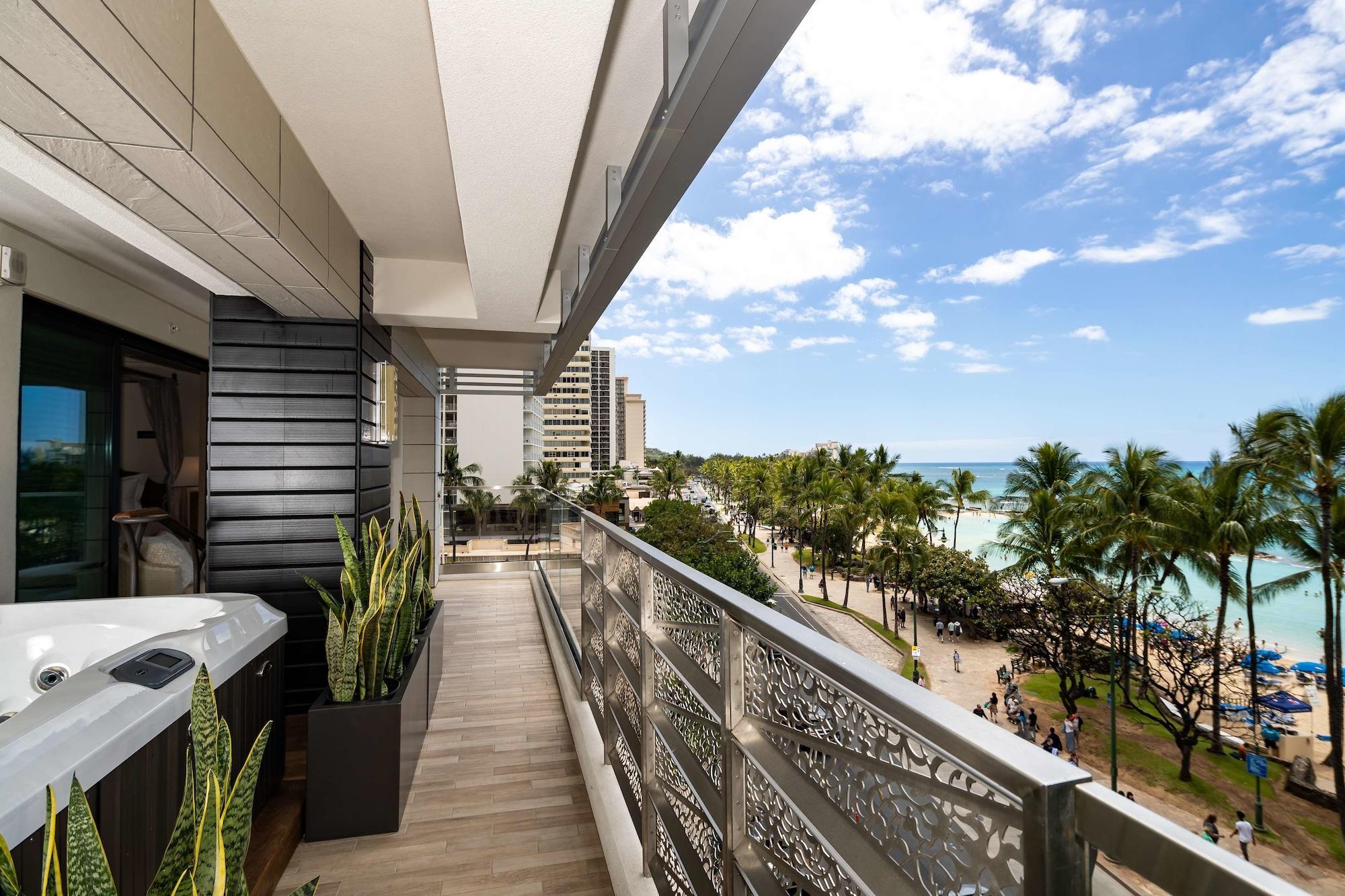 Hotel Aston Beachside Waikiki