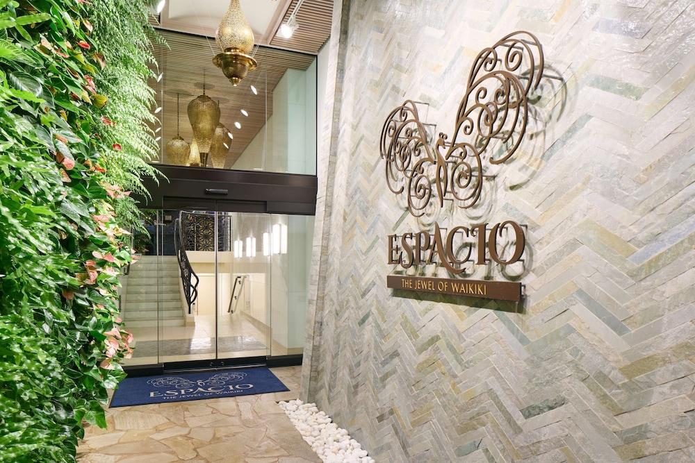 Aston Beachside 2* Waikiki