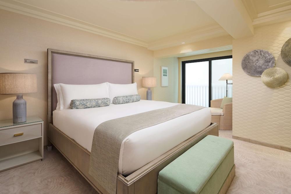 Aston Beachside Hotel Waikiki