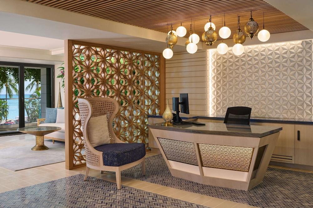 Hotel Aston Beachside 2*
