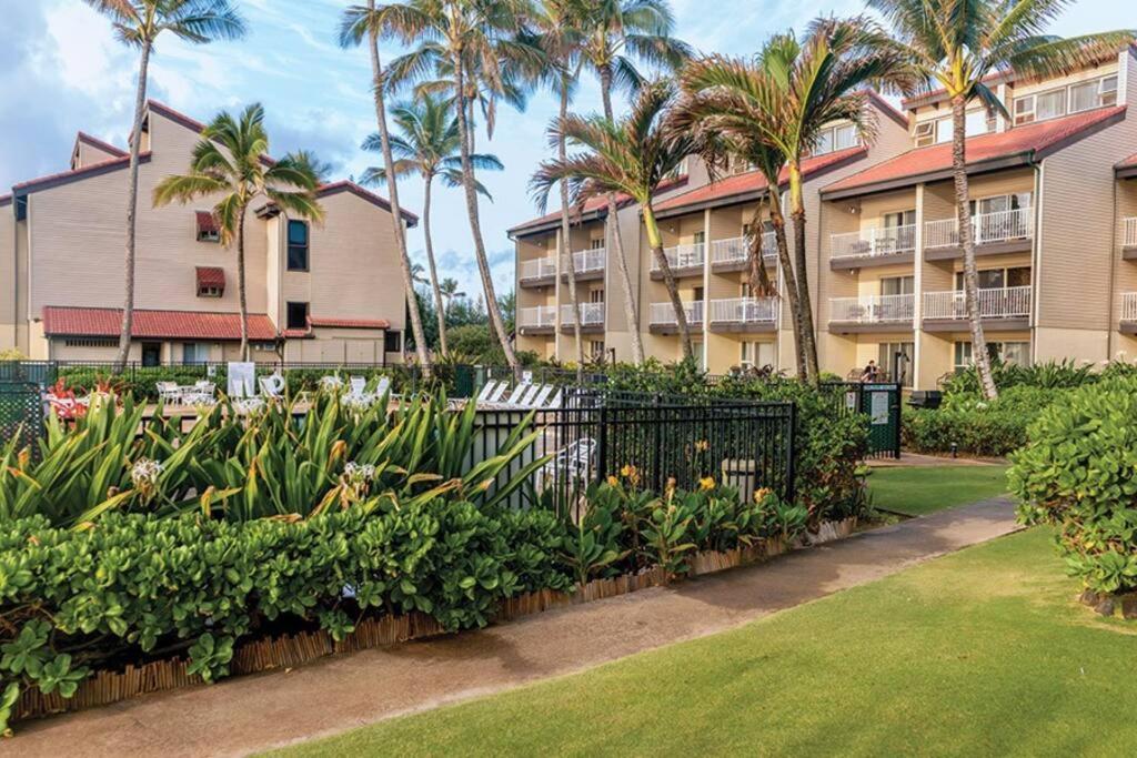 1br At Oceanfront Kapaa Shore Holiday home *