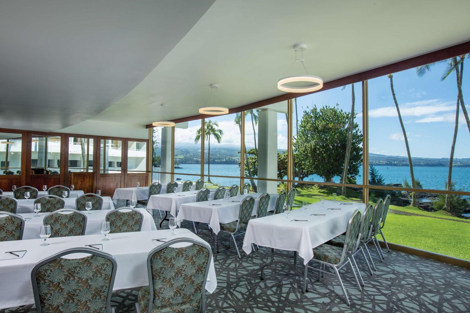 Grand Naniloa Hotel, A Doubletree By Hilton Resort 4*