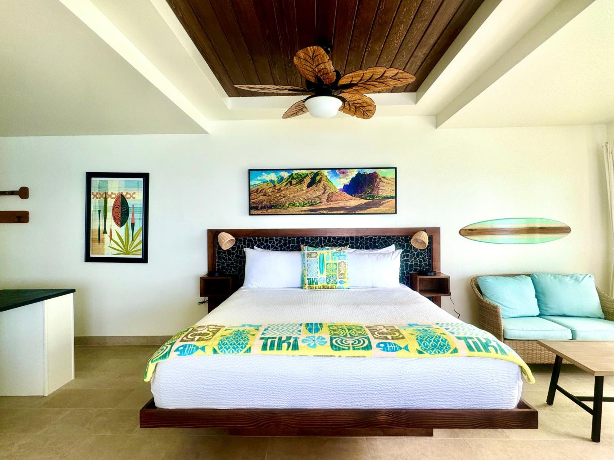 Kona Tiki Hotel *