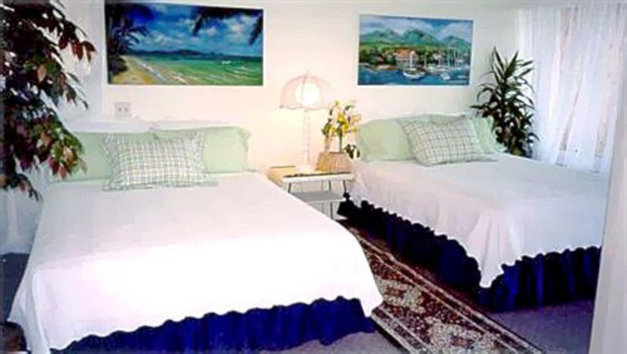 Hale-hoola Bed & Breakfast 4*