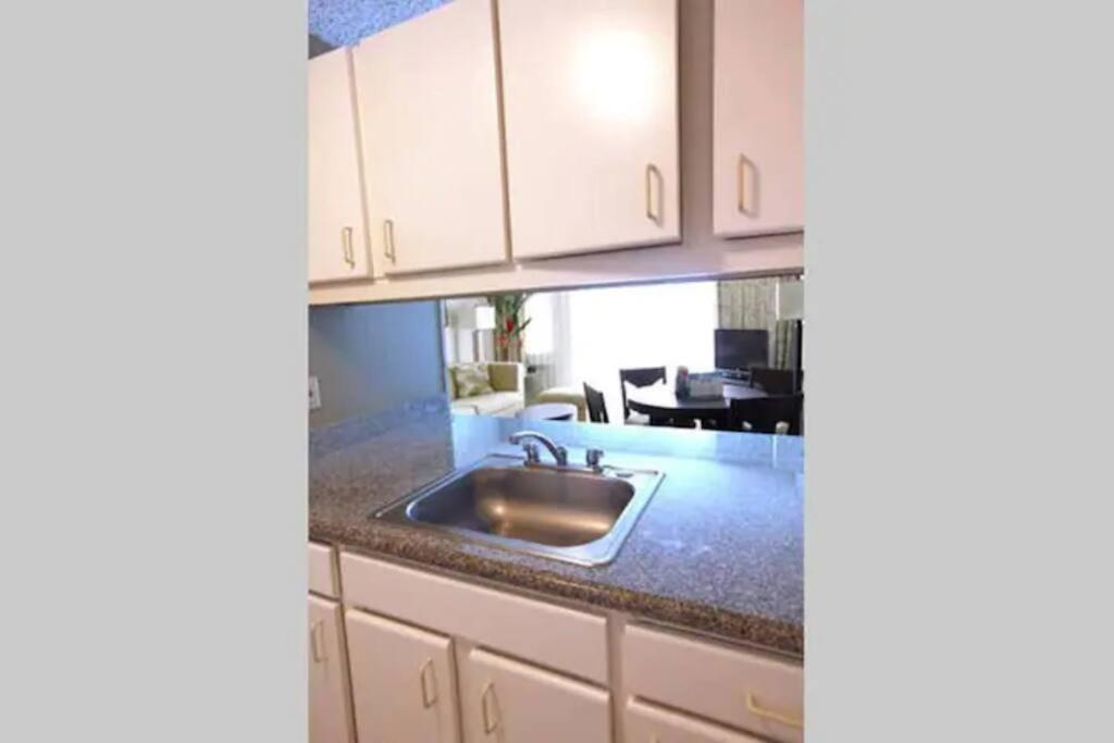 Lovely 1 Bedroom With Kitchen, Free Wifi & Parking Kapa'a