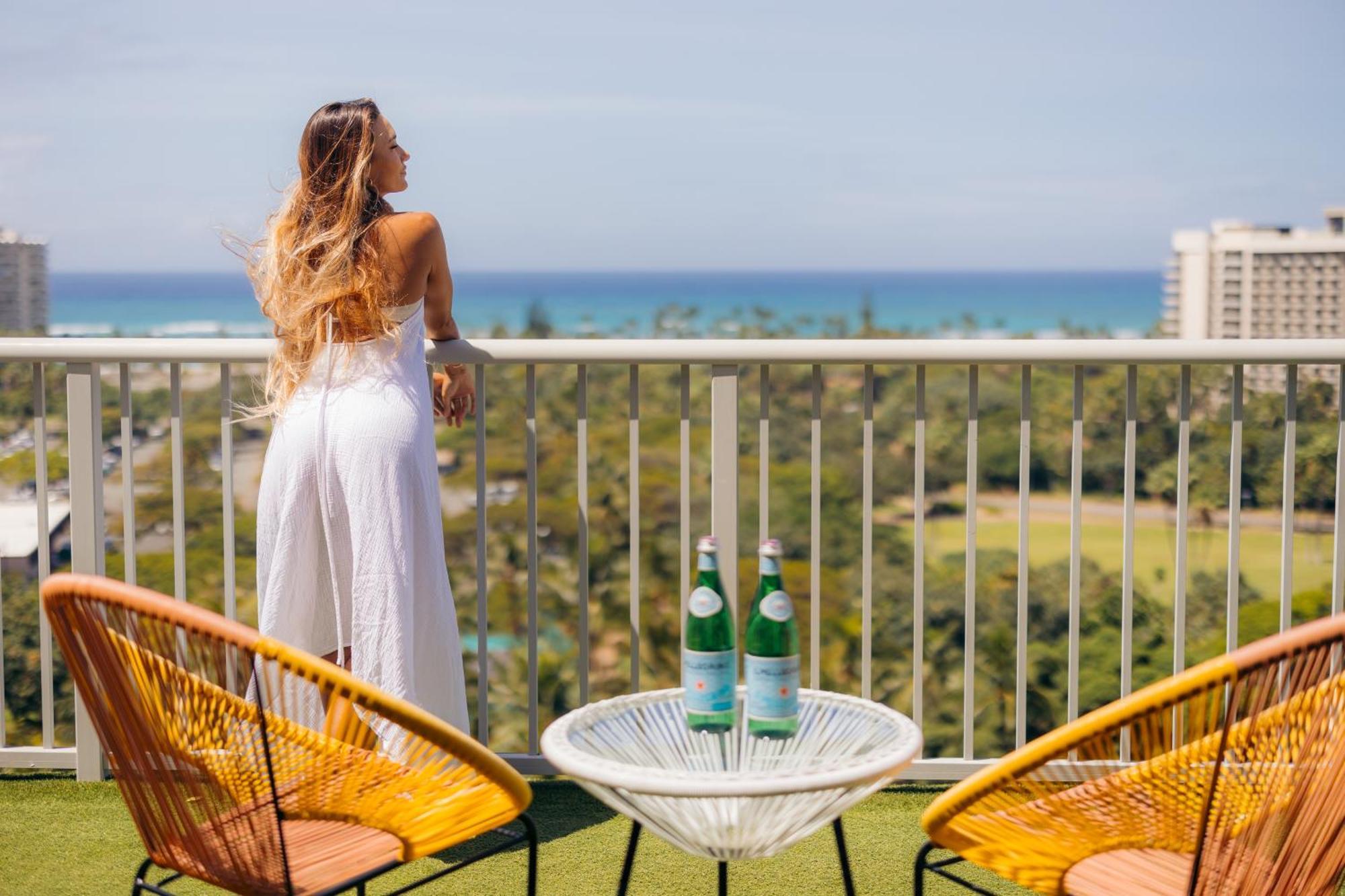 Hotel La Croix Honolulu