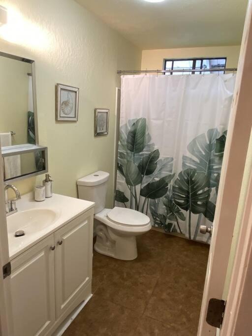 Peaceful, Private Master Bedroom With Own Bath Near Hilo, With Ac! Apartment