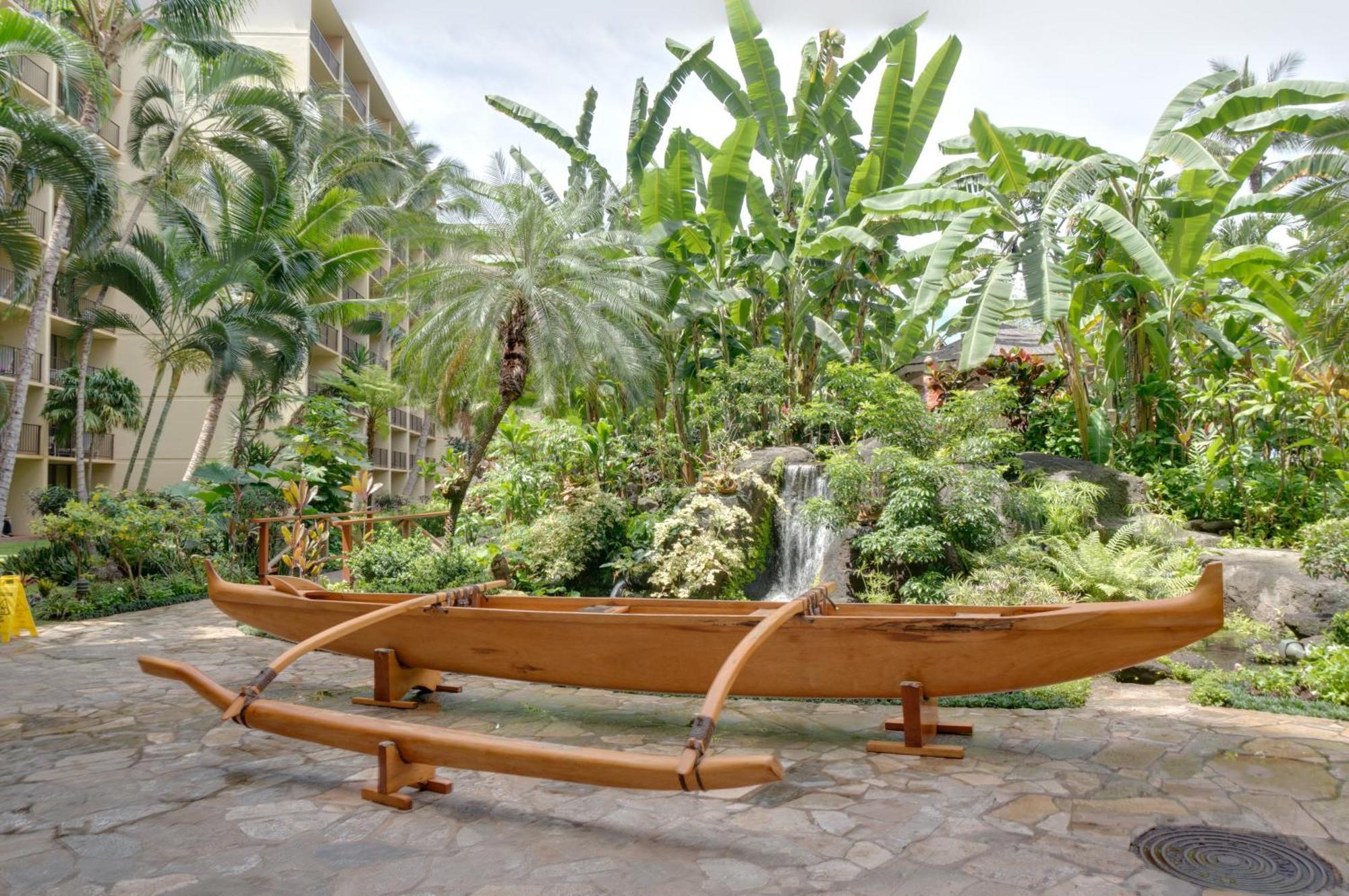 Aston Kaanapali Shores Aparthotel