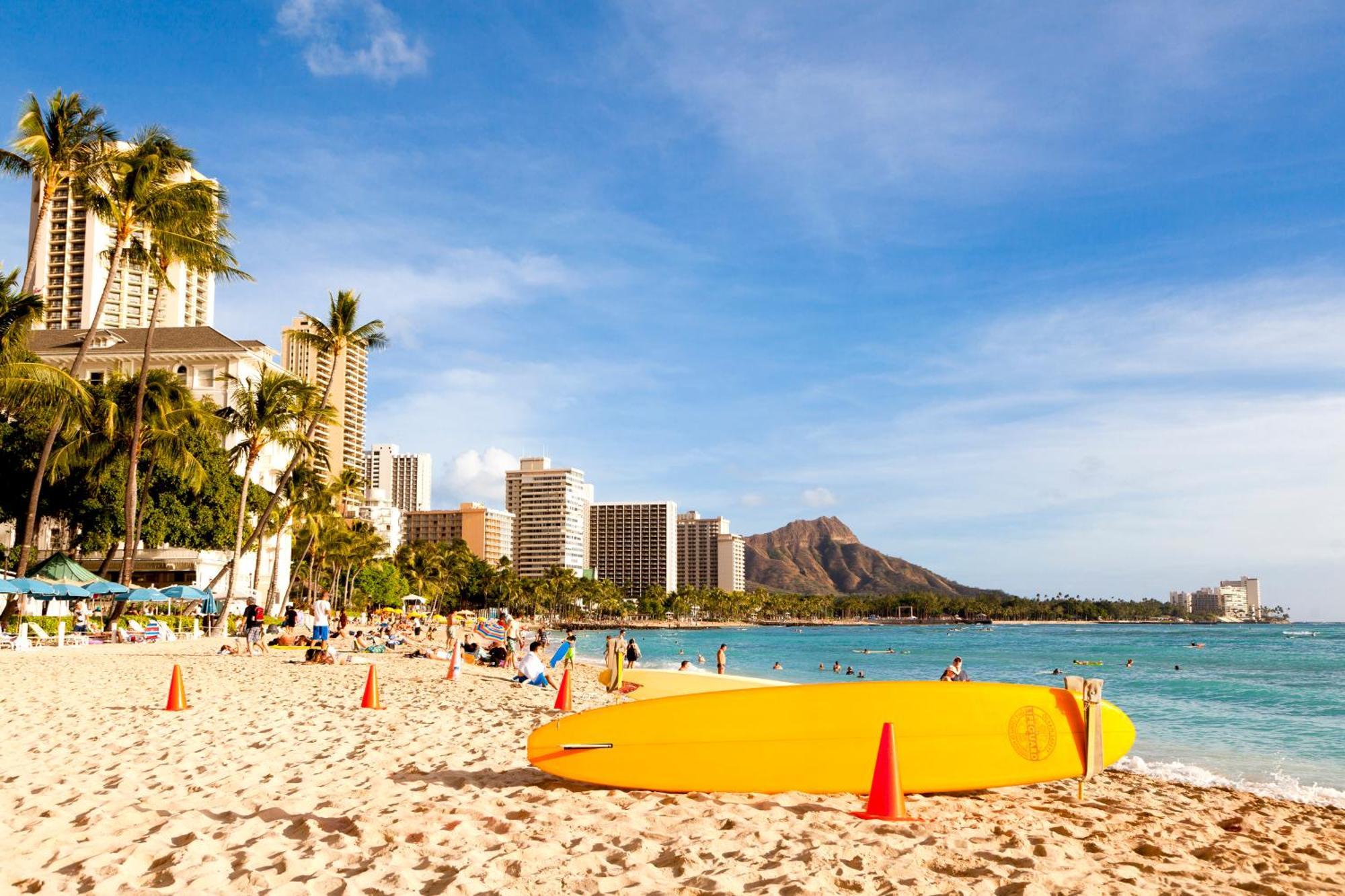 Beautiful In The Heart Of Vibrant Waikiki Apartment Honolulu