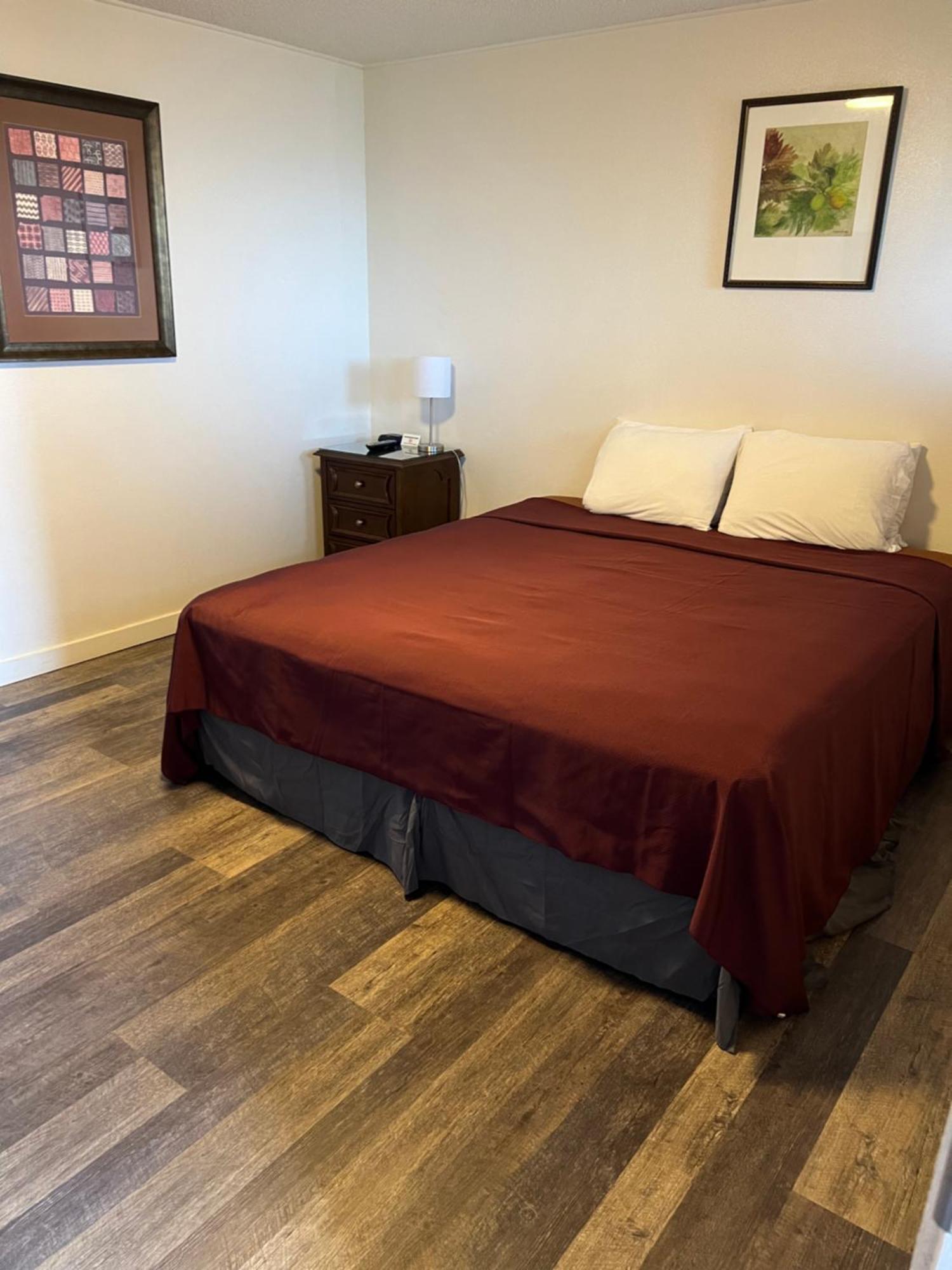 Motel Tip
