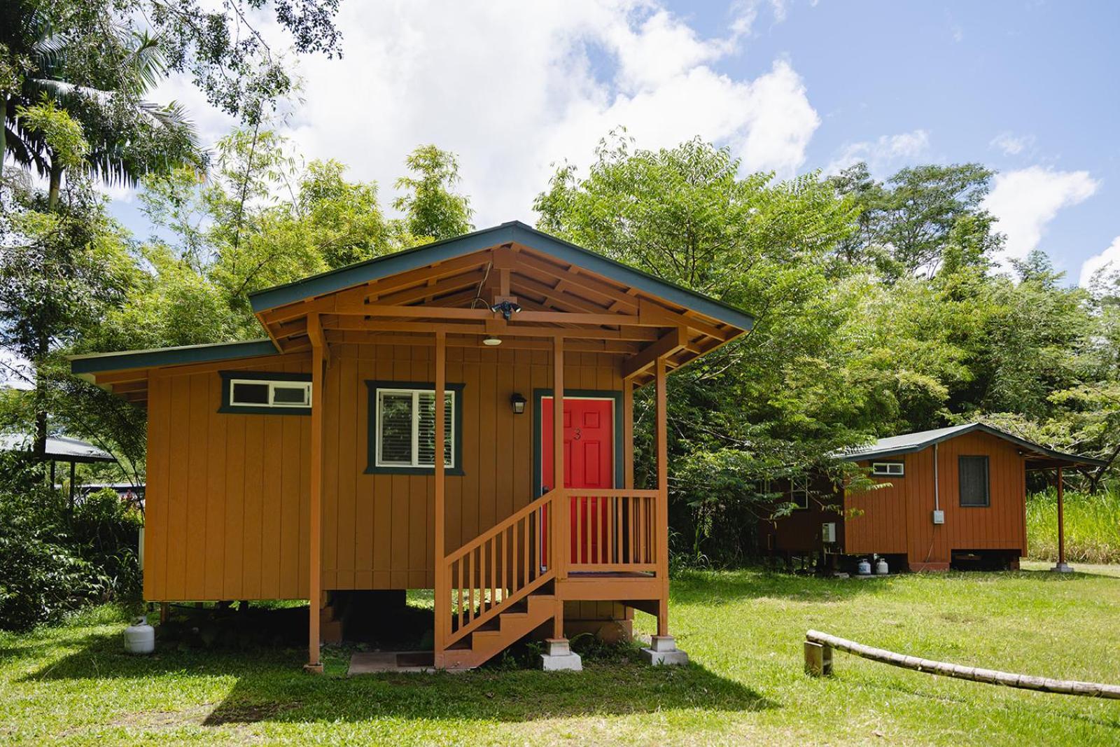 Farm stay Hawaiian Sanctuary Eco Retreat Center Pahoa