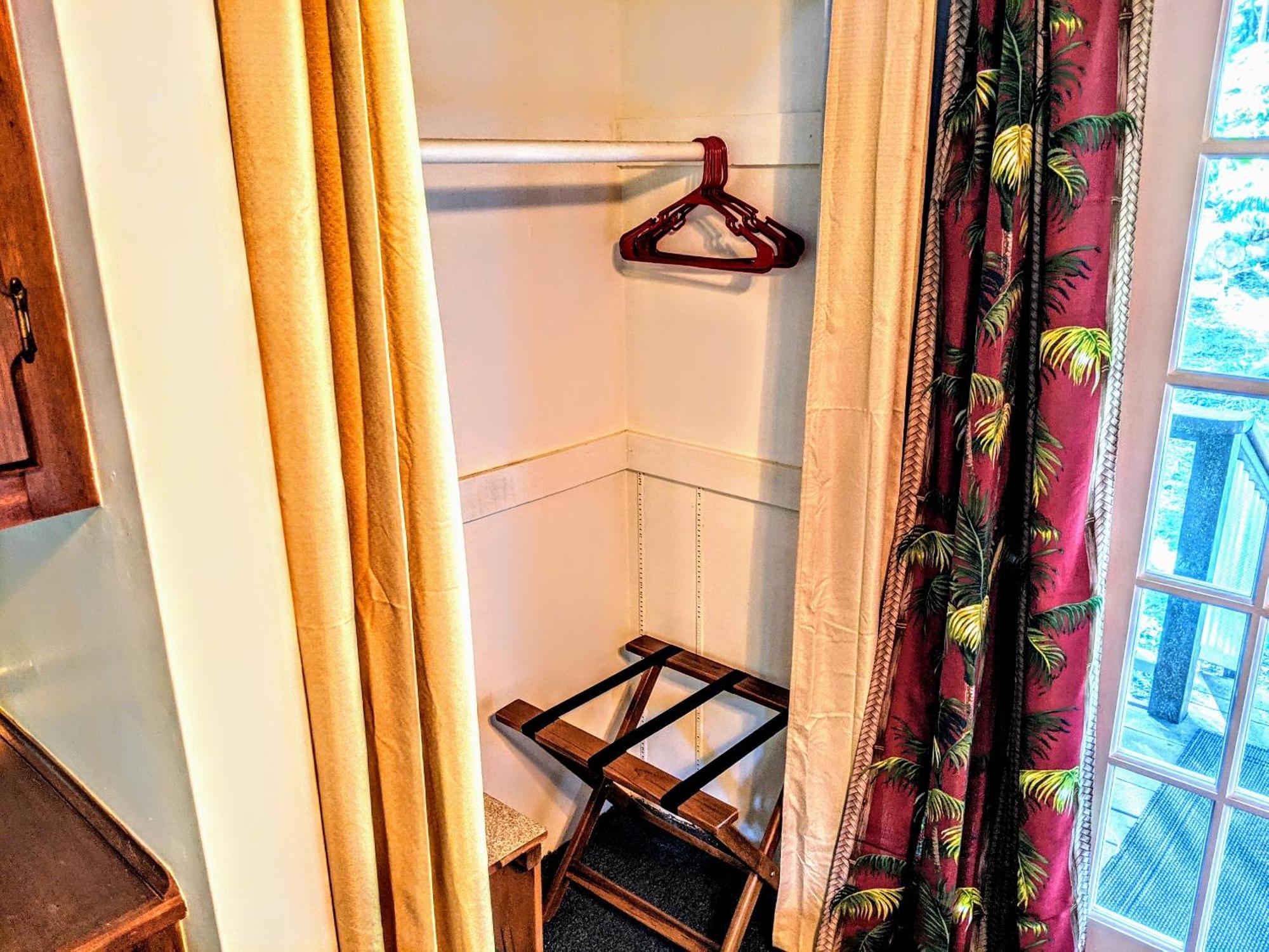 Kehena Mauka Nui Club Lgbtqia+ Clothing Optional Bed & Breakfast *