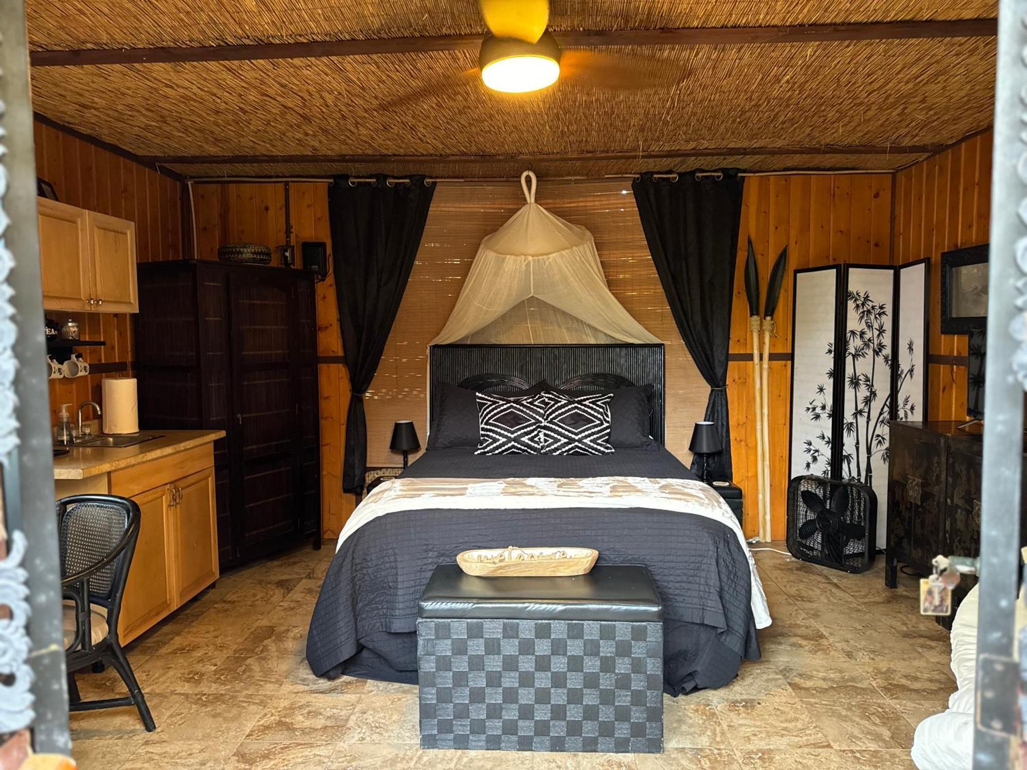 The Bali House And At Hawaii Holiday home *
