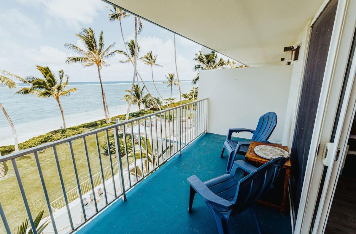 Luxury Beachfront Hau'ula