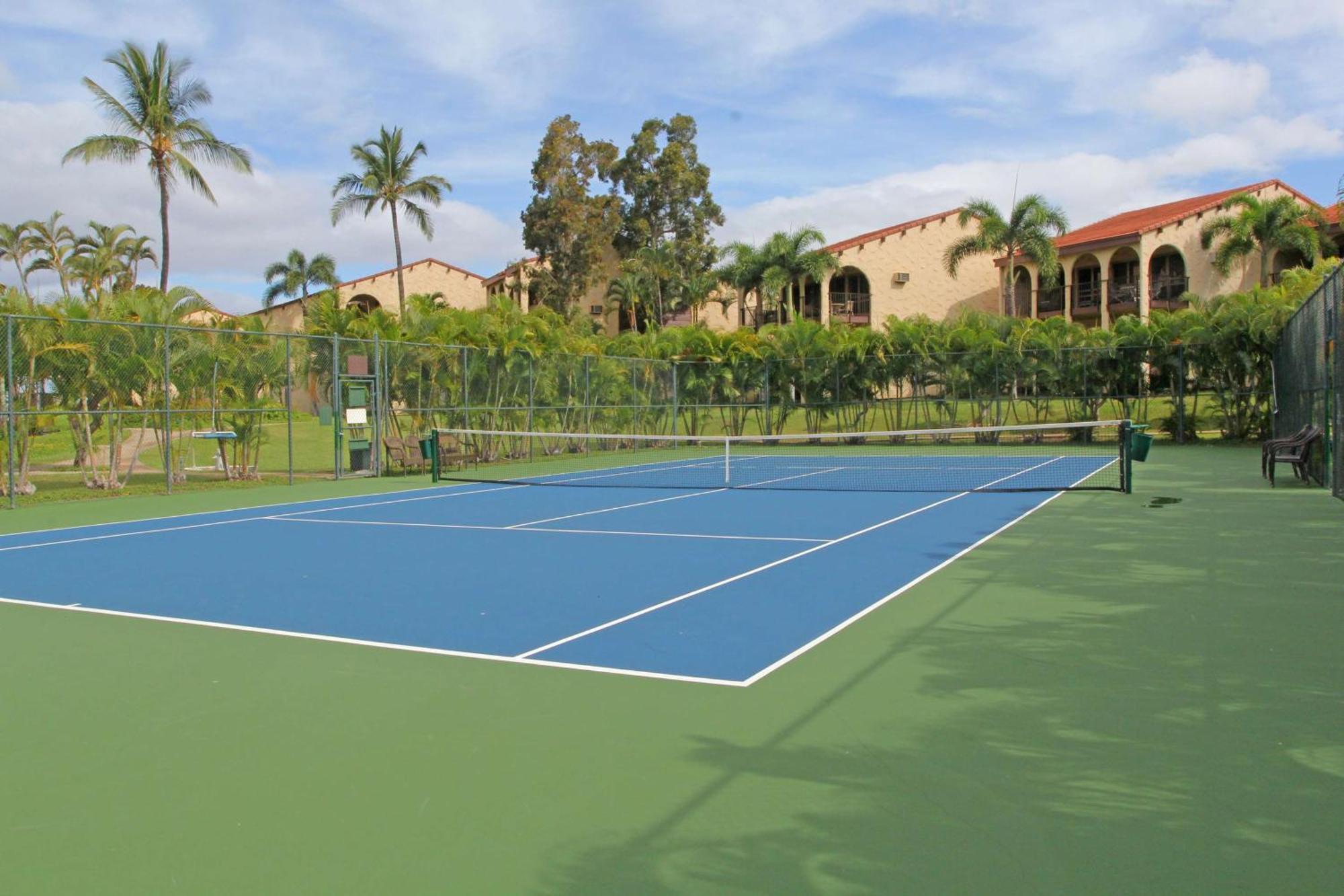 Aston Maui Hill 3*