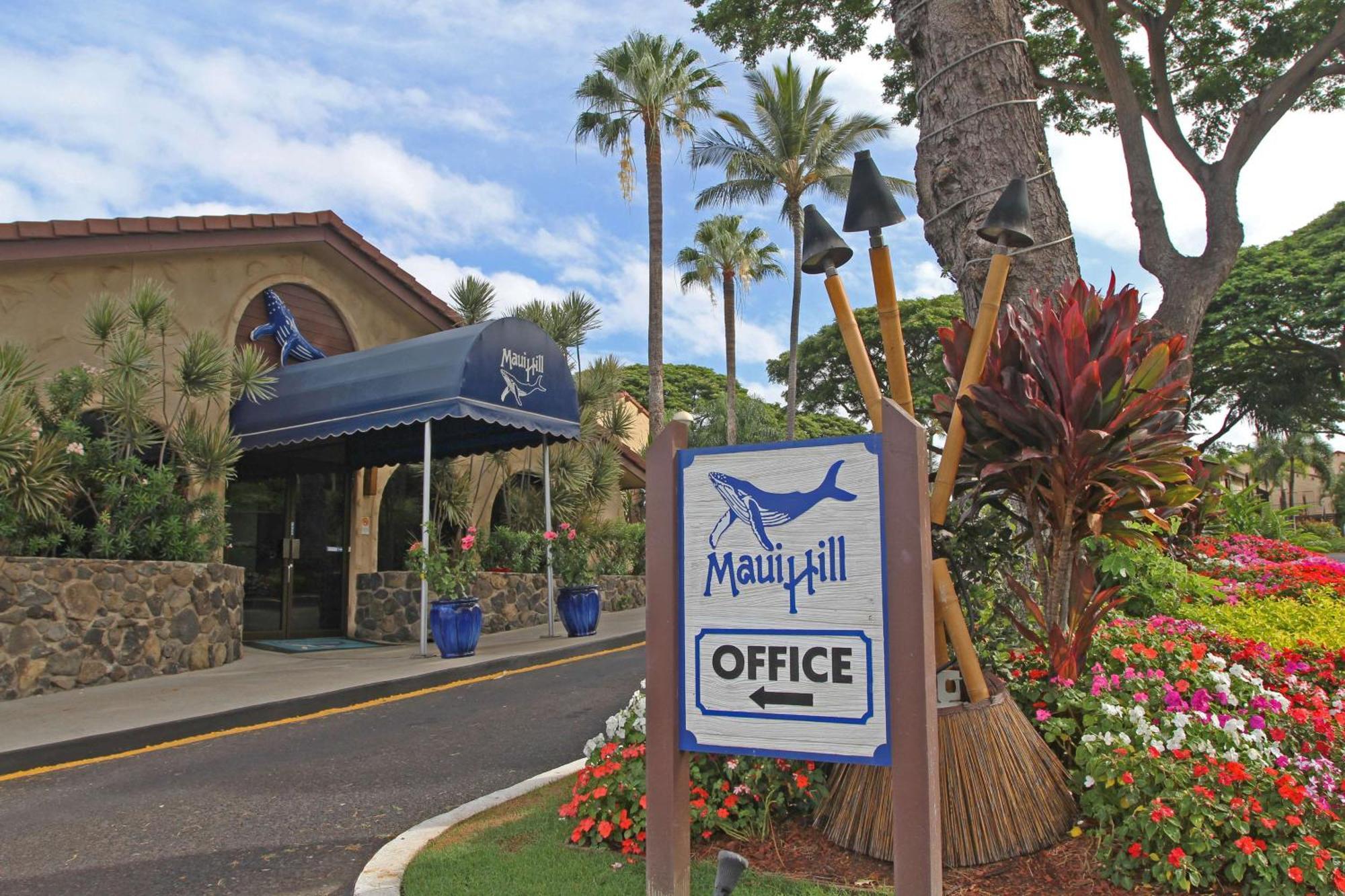 Aston Maui Hill Aparthotel