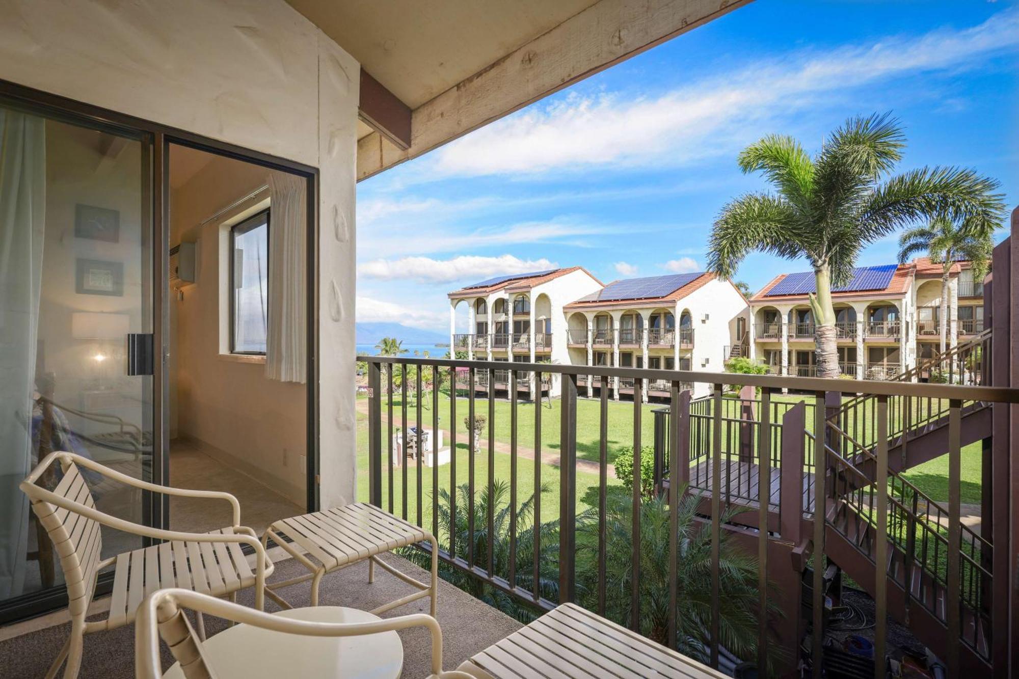Aston Maui Hill Aparthotel
